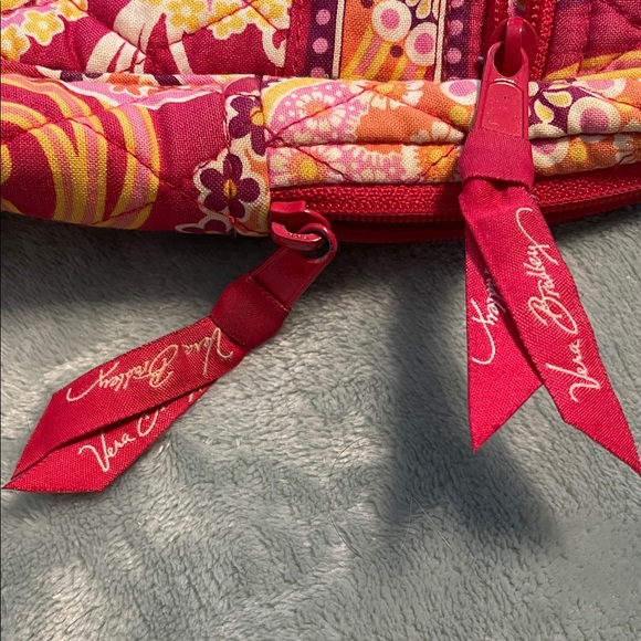 Vera Bradley Backpack- Retired pattern “Raspberry Fizz” - Picture 5 of 8
